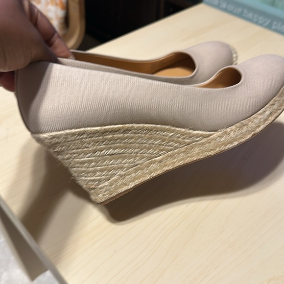 NWOT J. CREW CANVAS ESPADRILLE WEDGE SHOES SIZE 9.5 COLOR FLAX - Picture 7 of 11